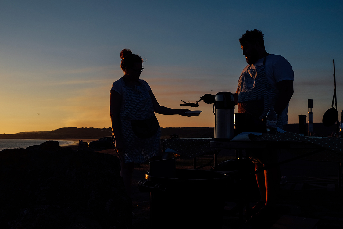 The Two Anchors Seafood Prawns Fish Scallops Streefood Jonathon White Phill Lewis Dusty Knuckle Pizza Tacos Sunset